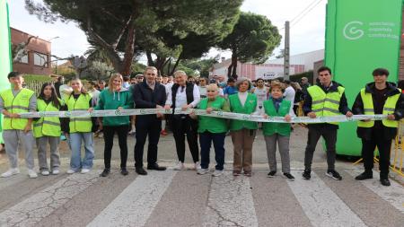 Corte de cinta de la III Carrera Villaviciosa de Odón En Marcha contra el Cáncer.