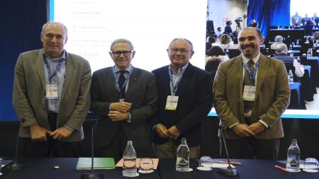 Dr.Ricard Mesía, Ramón Reyes, Dr.Jordi Giralt y Dr.Alexander Sistiaga 